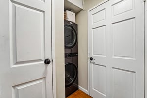 Park St 1F-S0409-016.jpg