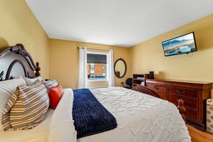 Park St 1F-S0409-020.jpg