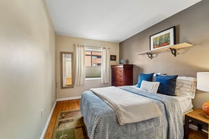 Park St 1F-S0409-021.jpg