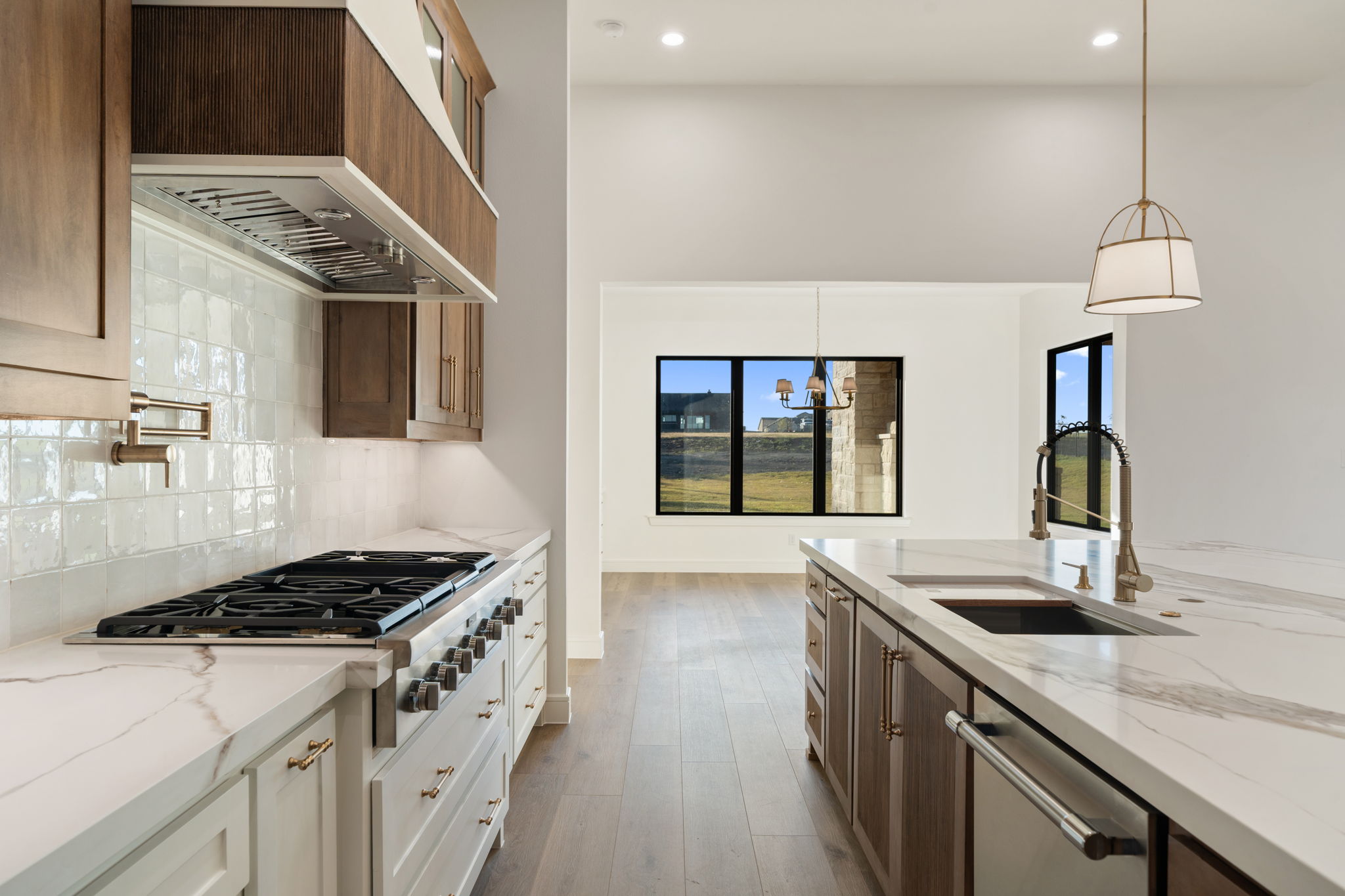 300 Ryker Ln - Image 70