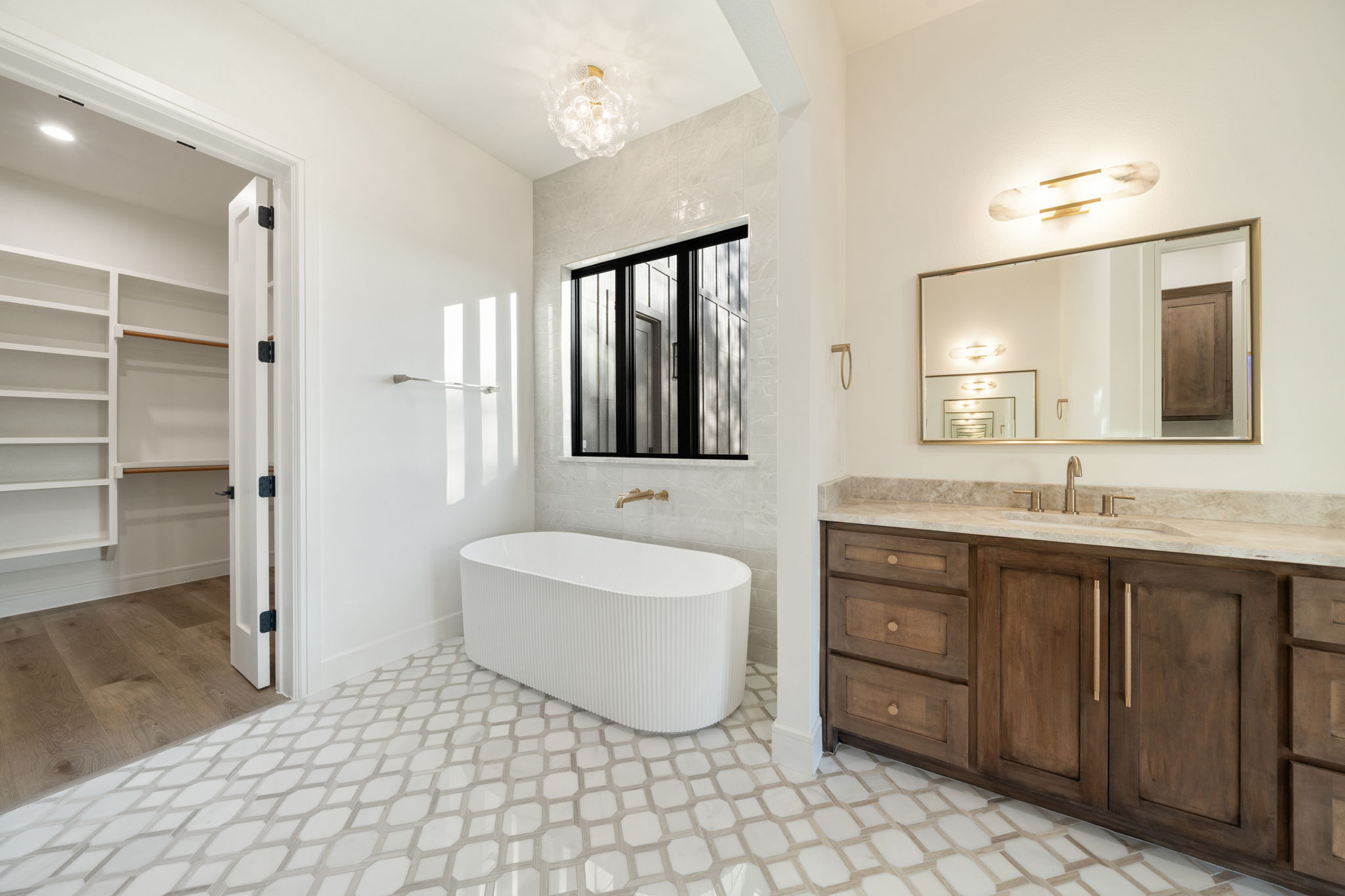 300 Ryker Ln - Image 65