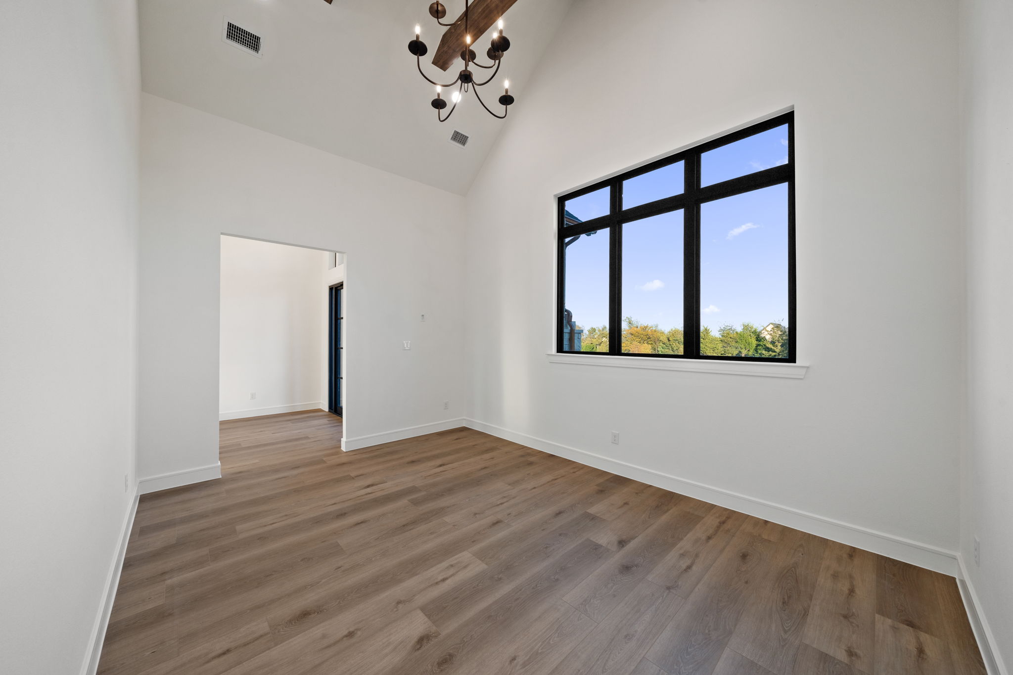 300 Ryker Ln - Image 38