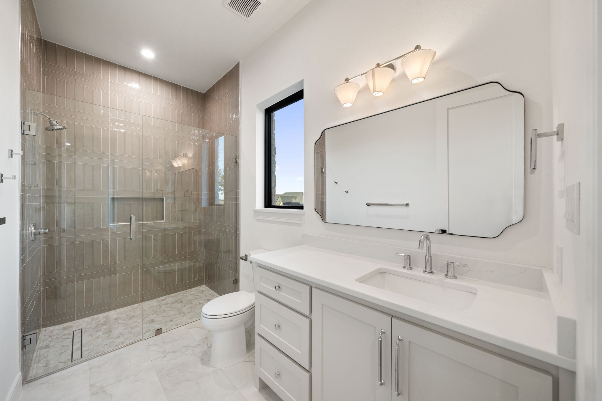 300 Ryker Ln - Image 45