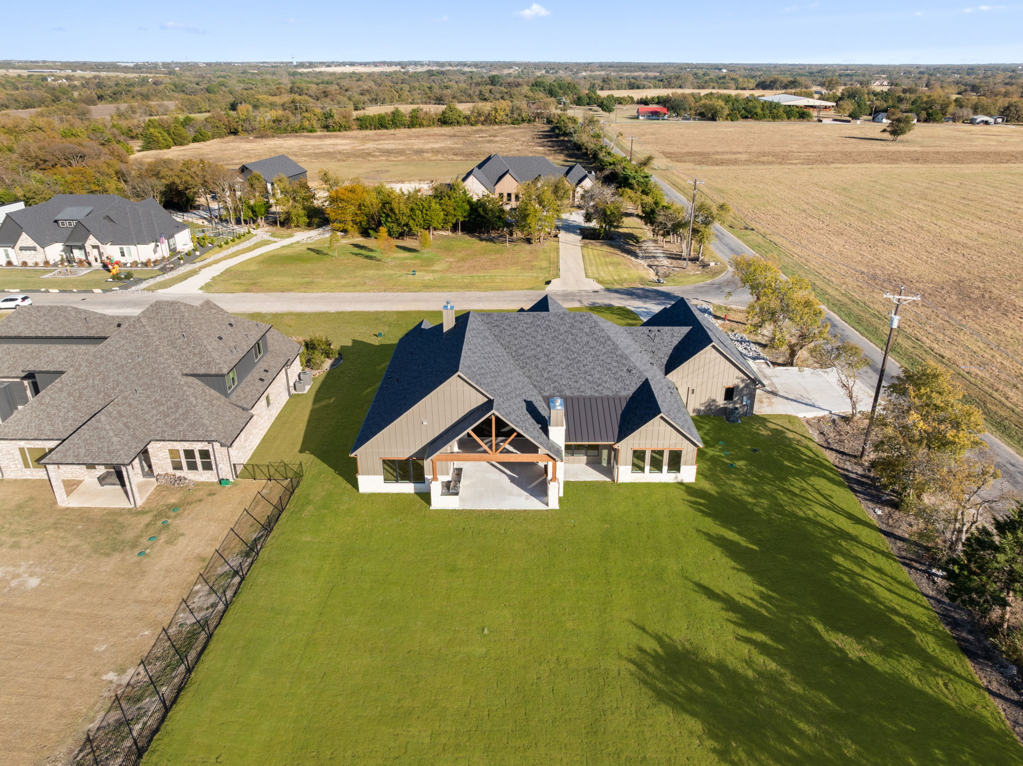 300 Ryker Ln - Image 19