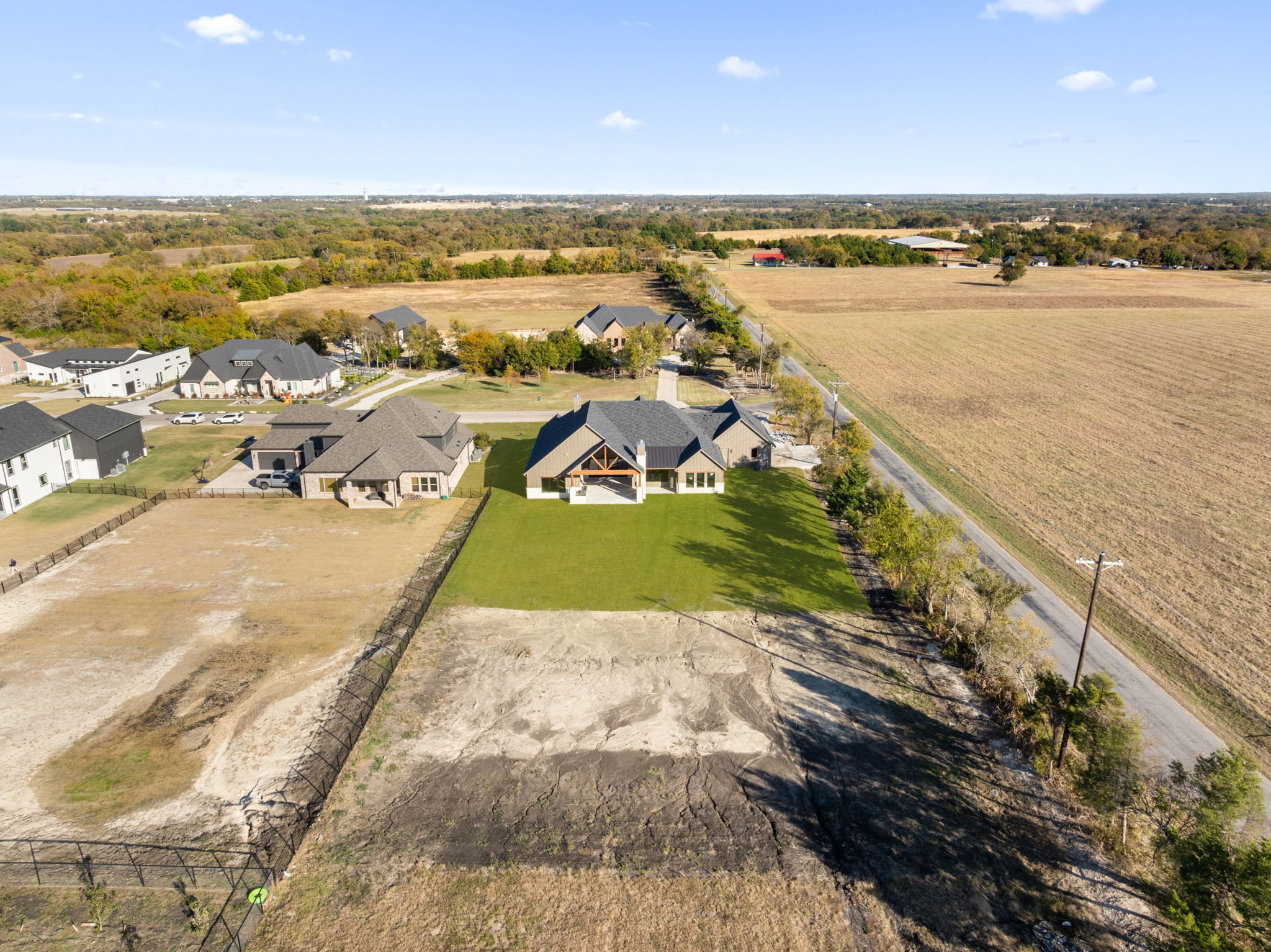 300 Ryker Ln - Image 5