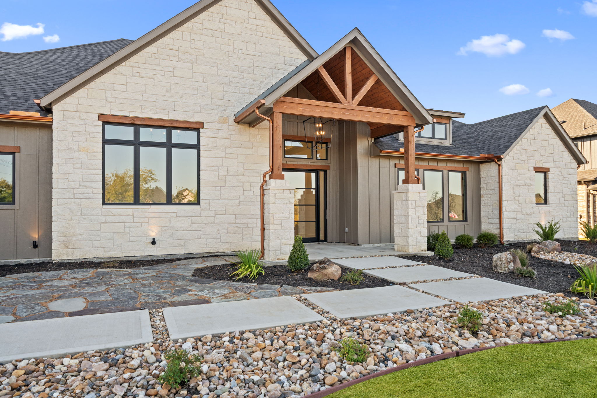 300 Ryker Ln - Image 7