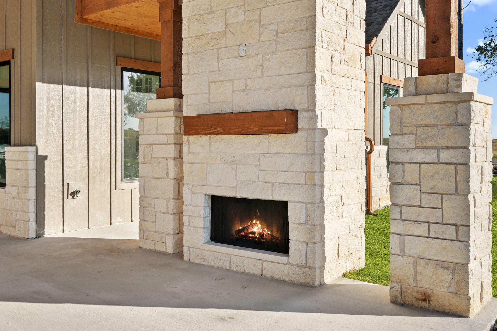 300 Ryker Ln - Image 29