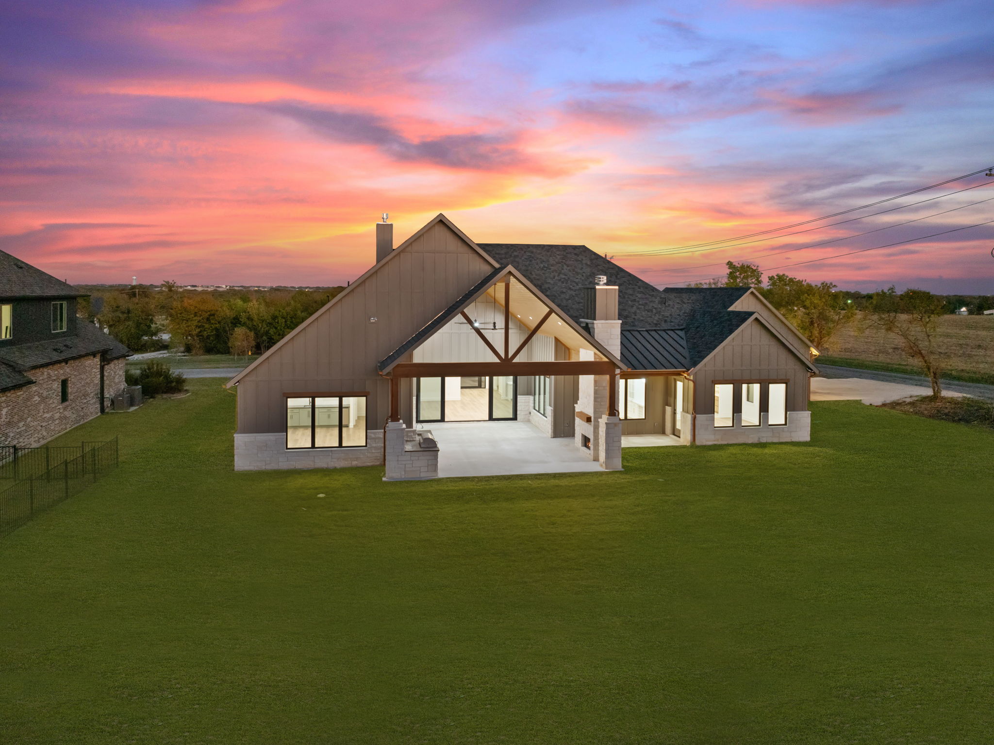 300 Ryker Ln - Image 32