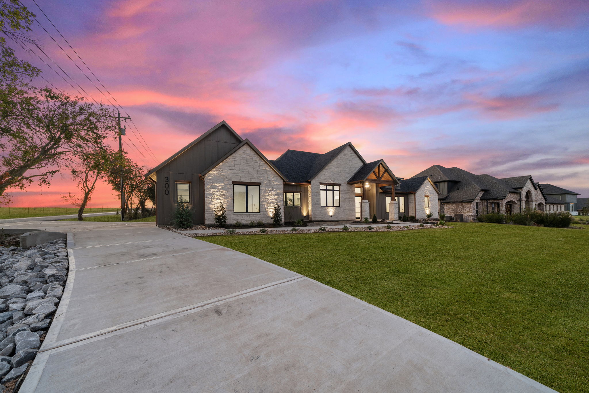 300 Ryker Ln - Image 25