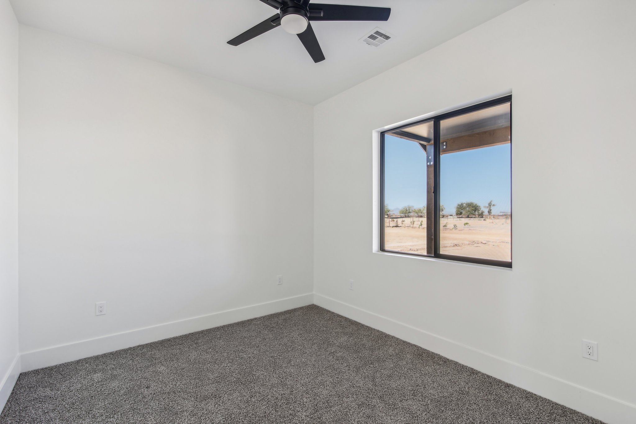 S Charleston Ct-023.jpg