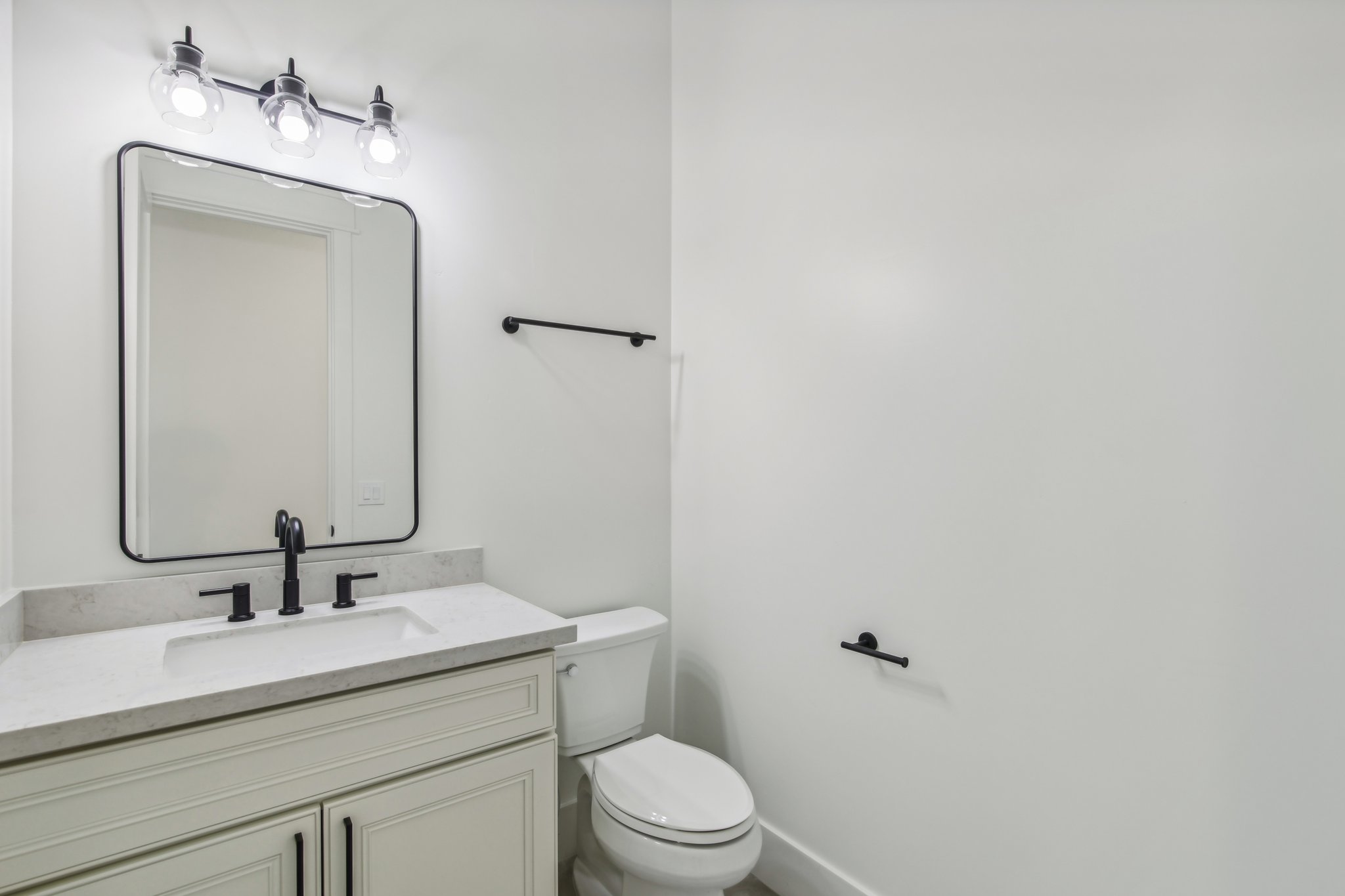 S Charleston Ct-025.jpg