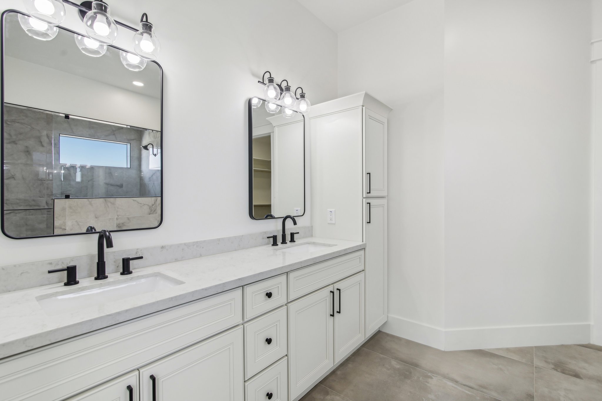 S Charleston Ct-029.jpg