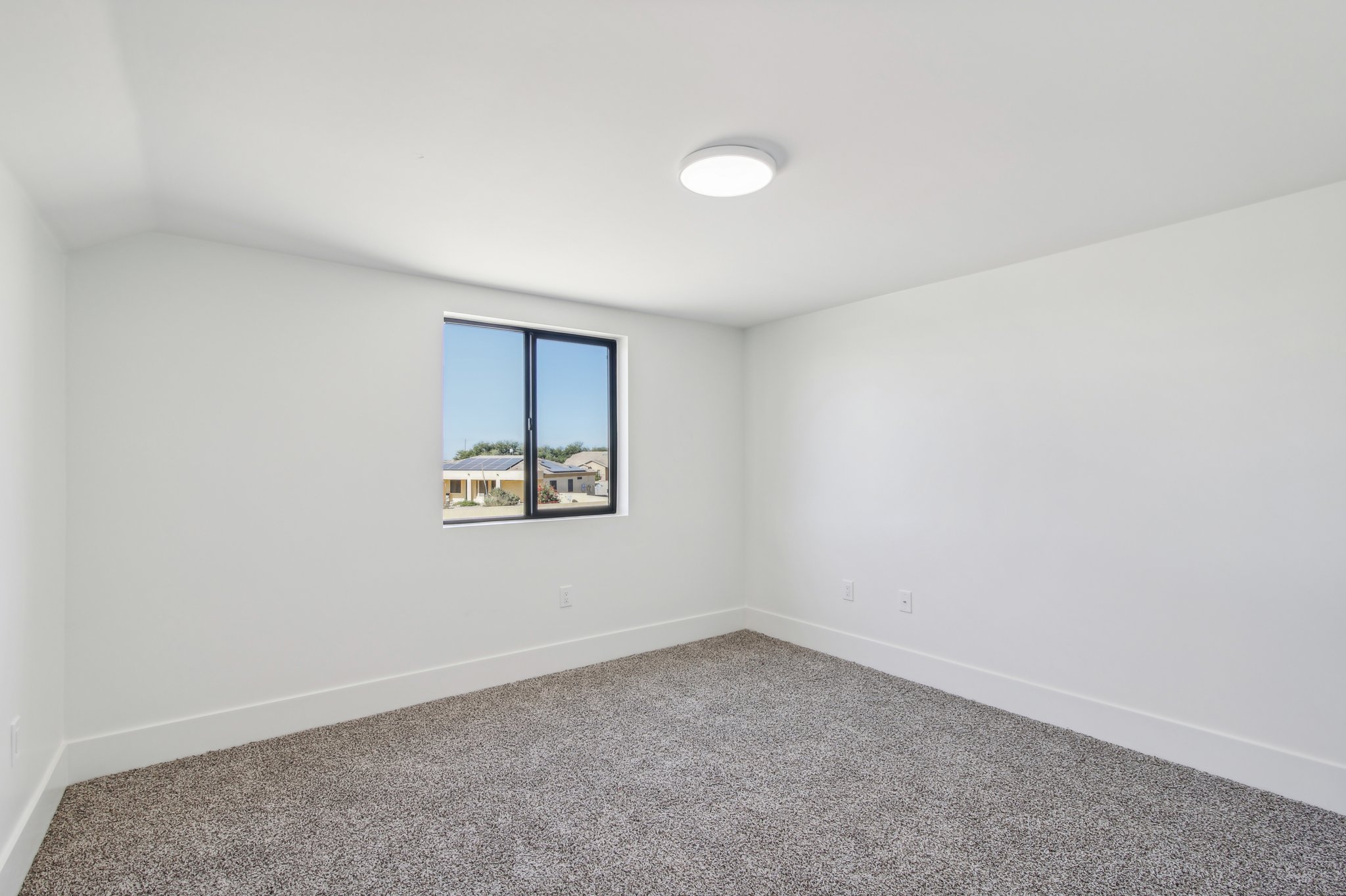 S Charleston Ct-037.jpg