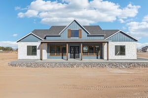 S Charleston Ct-001.jpg