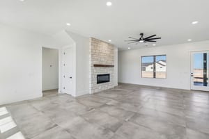 S Charleston Ct-008.jpg