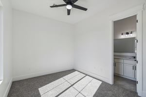 S Charleston Ct-017.jpg