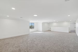 S Charleston Ct-033.jpg