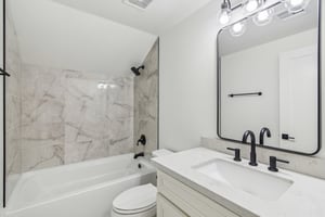 S Charleston Ct-039.jpg