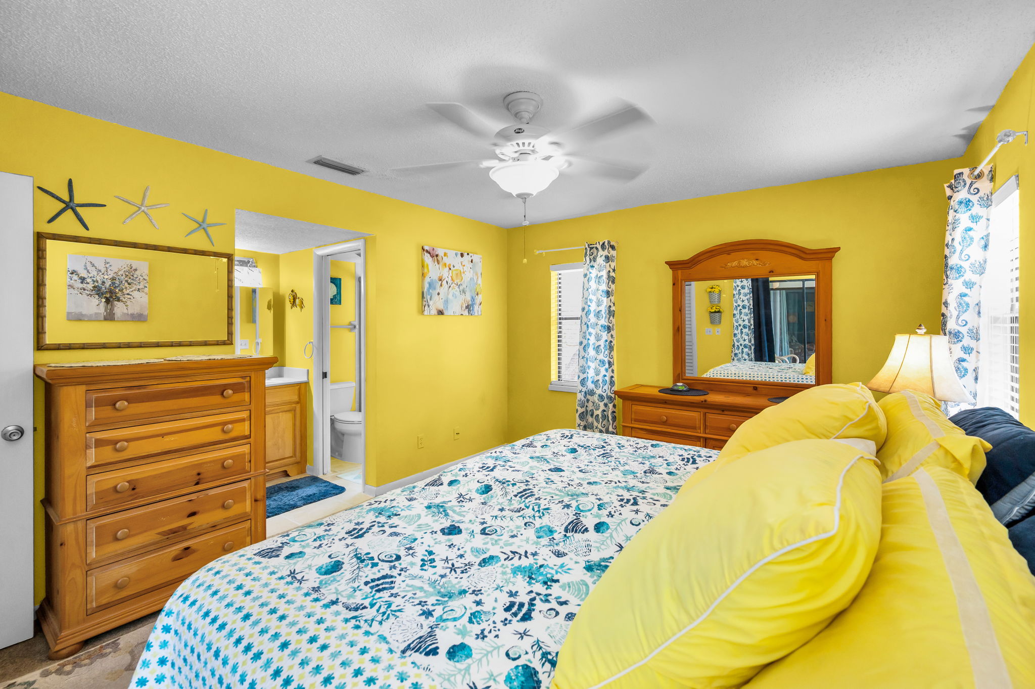 Master Bedroom1b