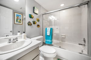 Bathroom2