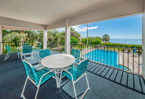 16-Clubhouse Balcony