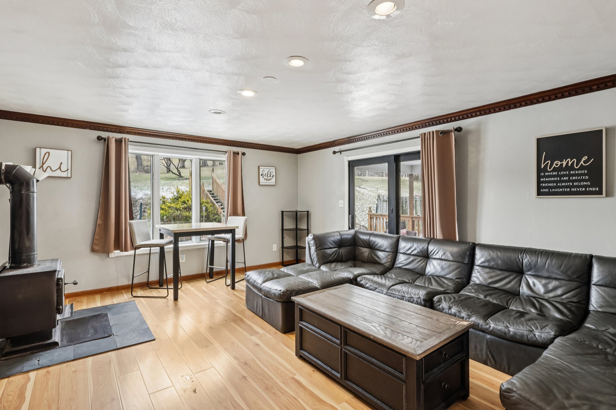 Sherrie Dr-S1701-012.jpg