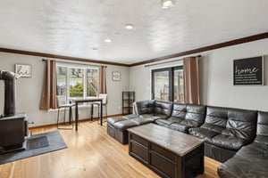 Sherrie Dr-S1701-012.jpg