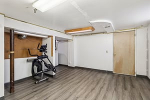 Sherrie Dr-S1701-031.jpg