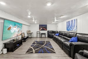 Sherrie Dr-S1701-033.jpg