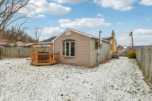 Sherrie Dr-S1701-043.jpg