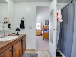  Photo 33