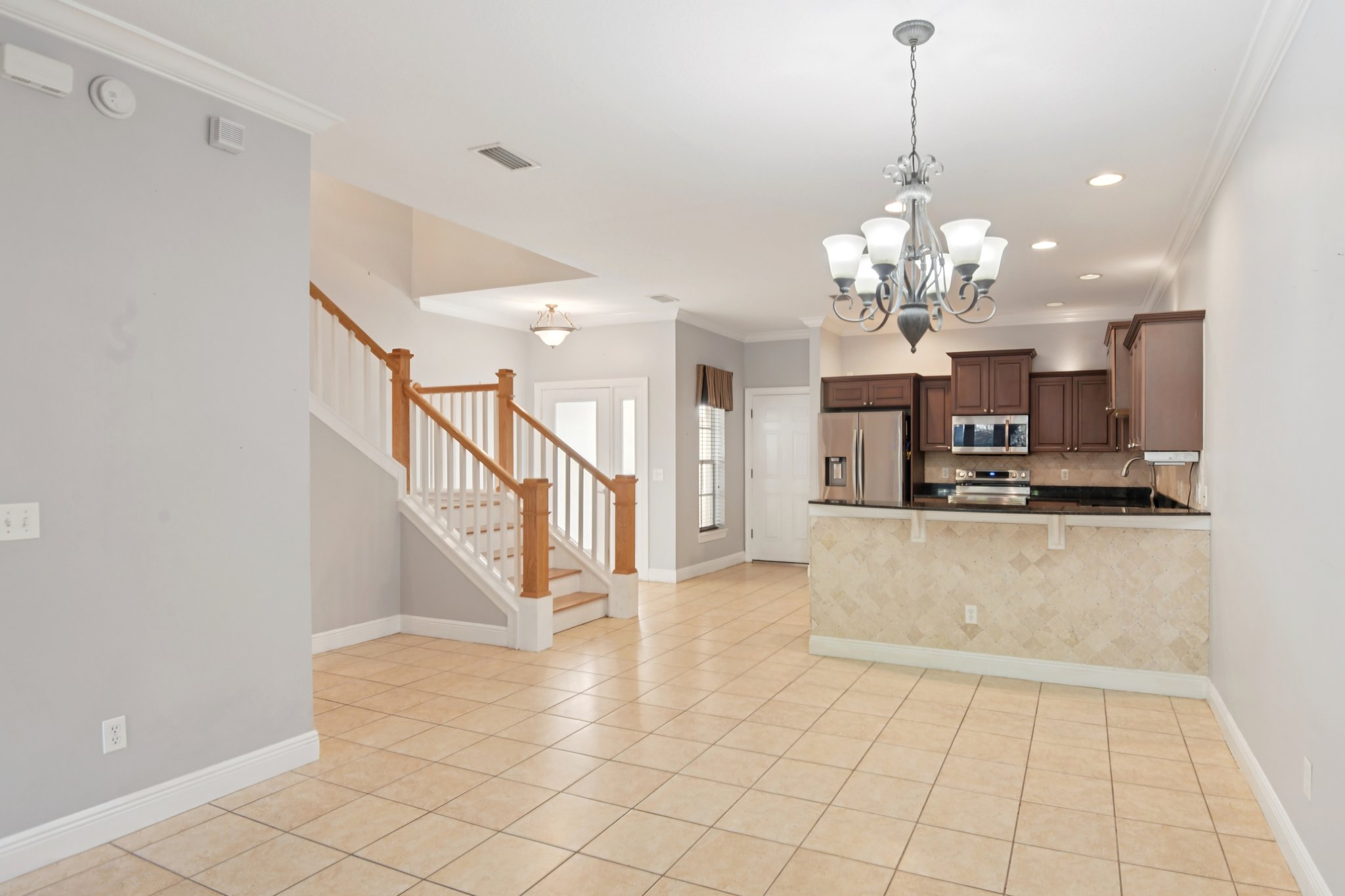 Valencia Cir-S1203-011.jpg