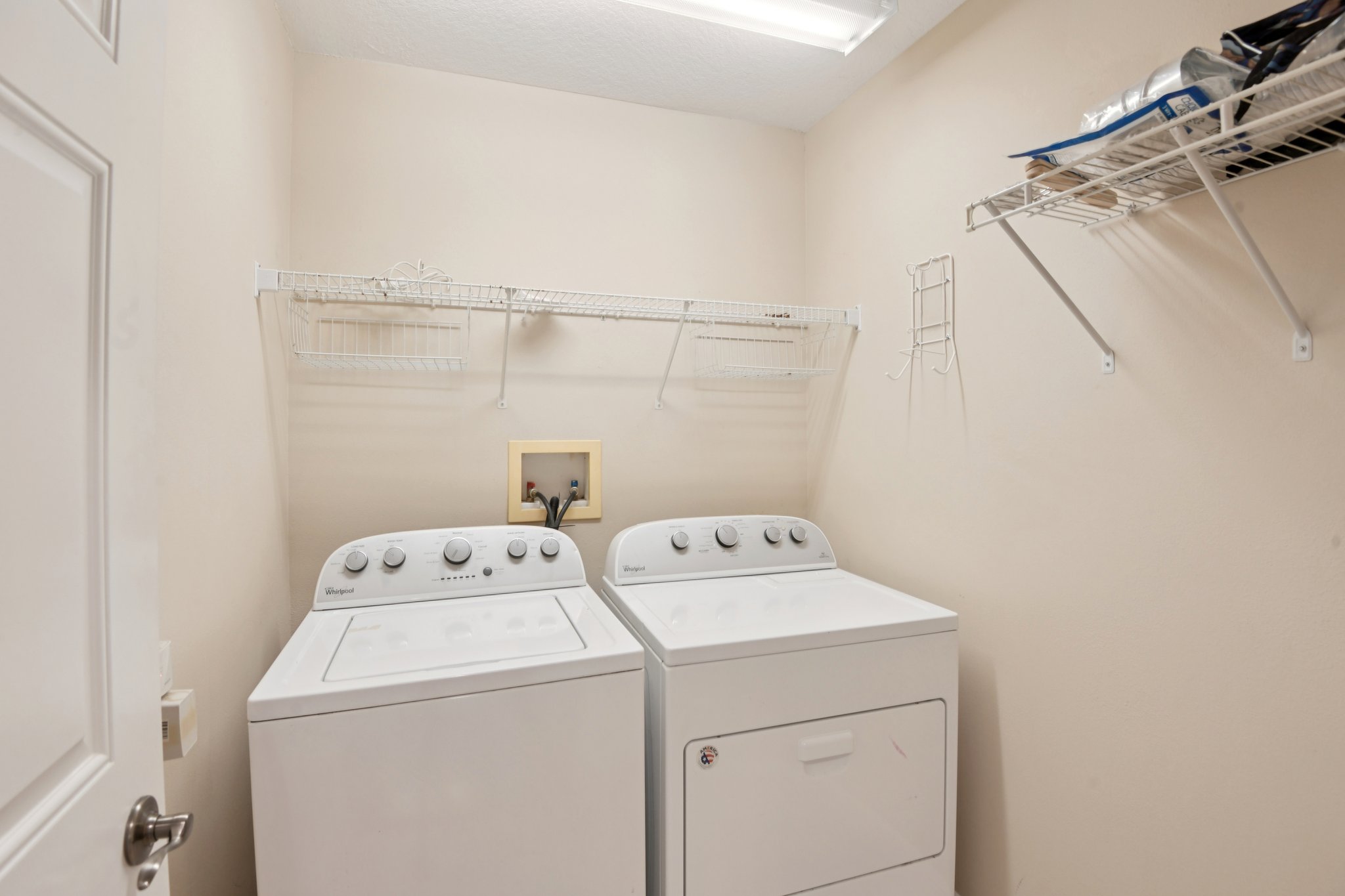 Valencia Cir-S1203-018.jpg