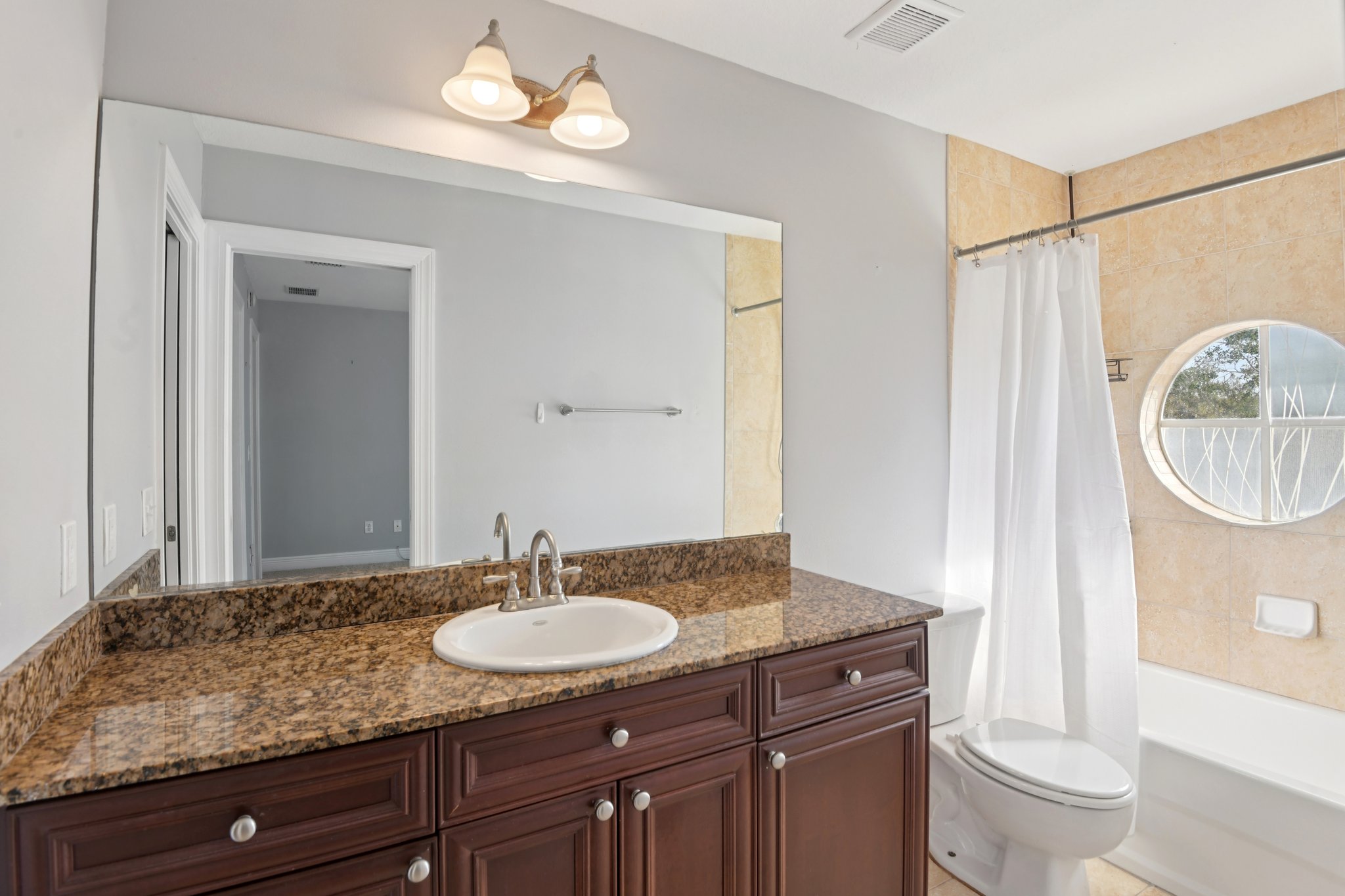 Valencia Cir-S1203-028.jpg