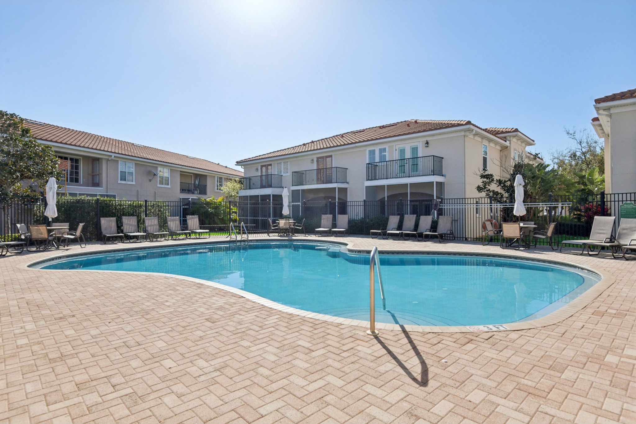 Valencia Cir-1203-914.jpg