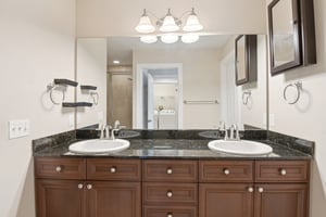 Valencia Cir-S1203-021.jpg