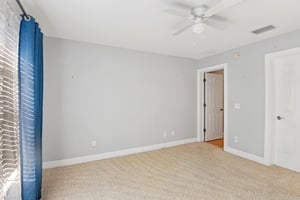 Valencia Cir-S1203-029.jpg