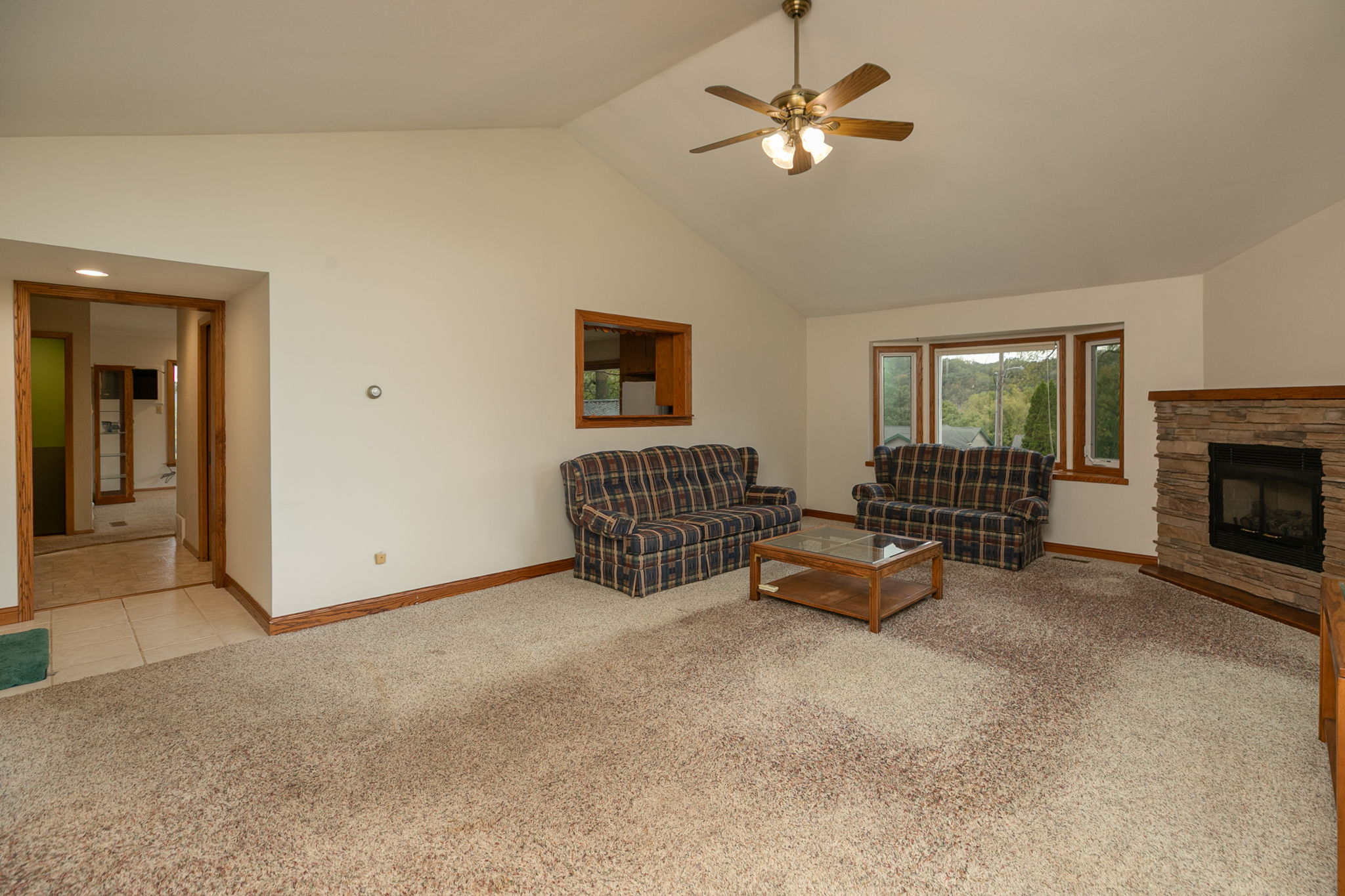 06-Living Room