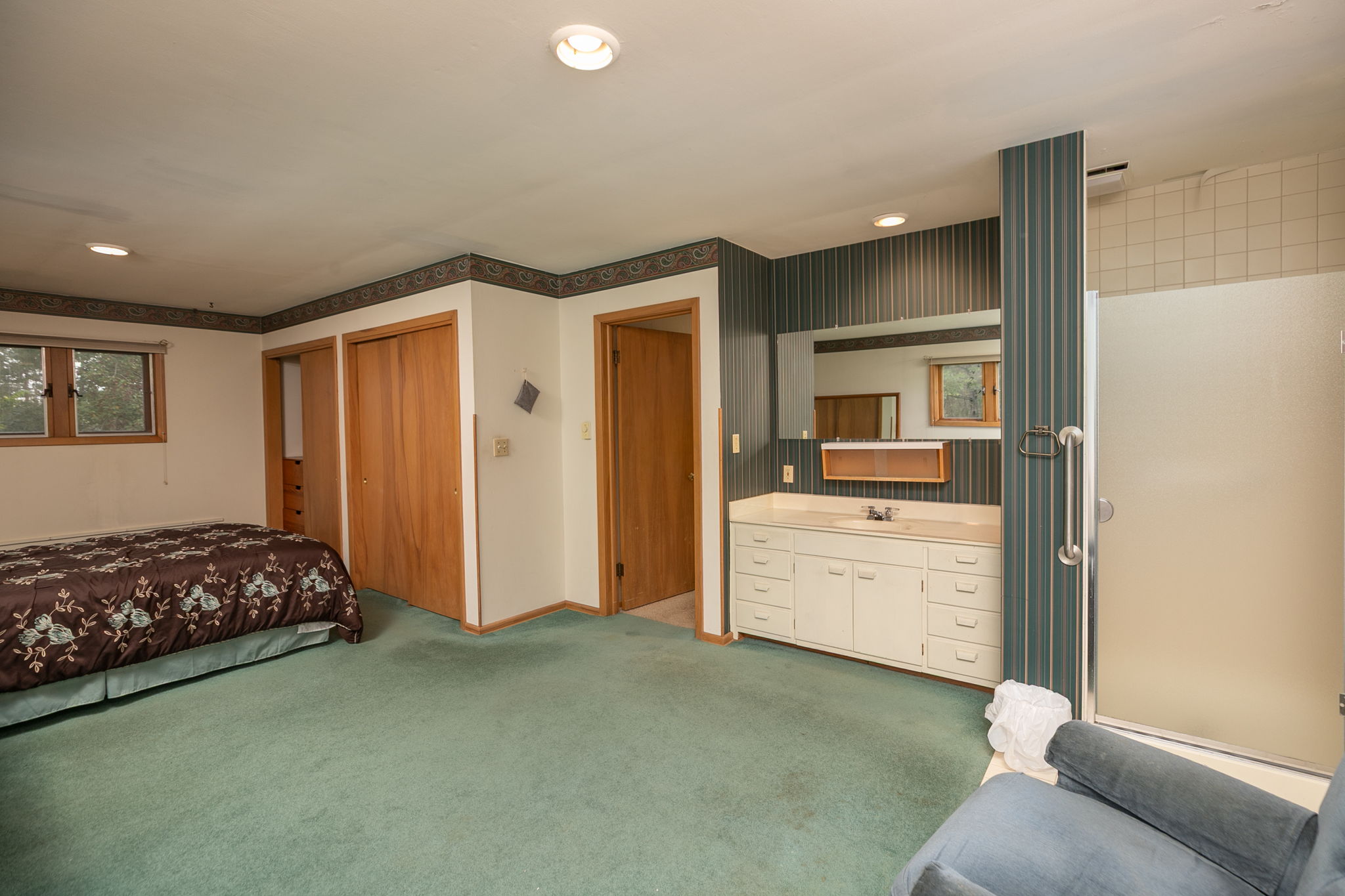 17-Primary Bedroom