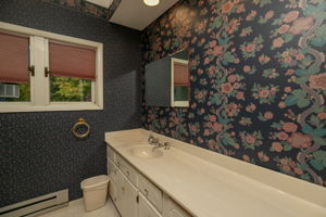 20-Bathroom