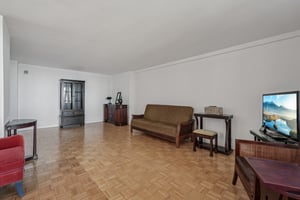 Winston Dr-S0310-022.jpg