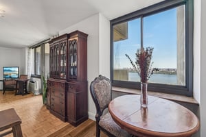 Winston Dr-S0310-029.jpg