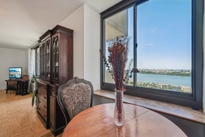 Winston Dr-S0310-031.jpg