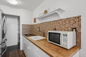 Winston Dr-S0310-041.jpg