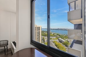 Winston Dr-S0310-045.jpg