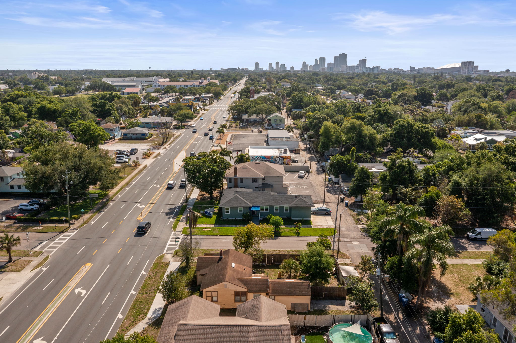 DRONE 3000 Fifth Ave N 004