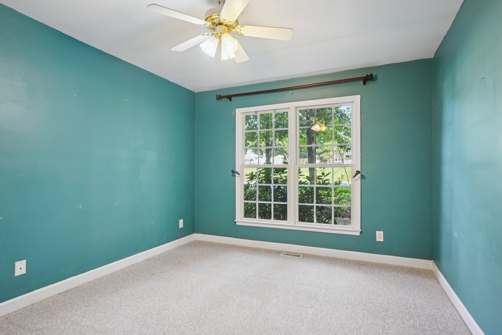 Beville Forest Dr-S2608-026.jpg