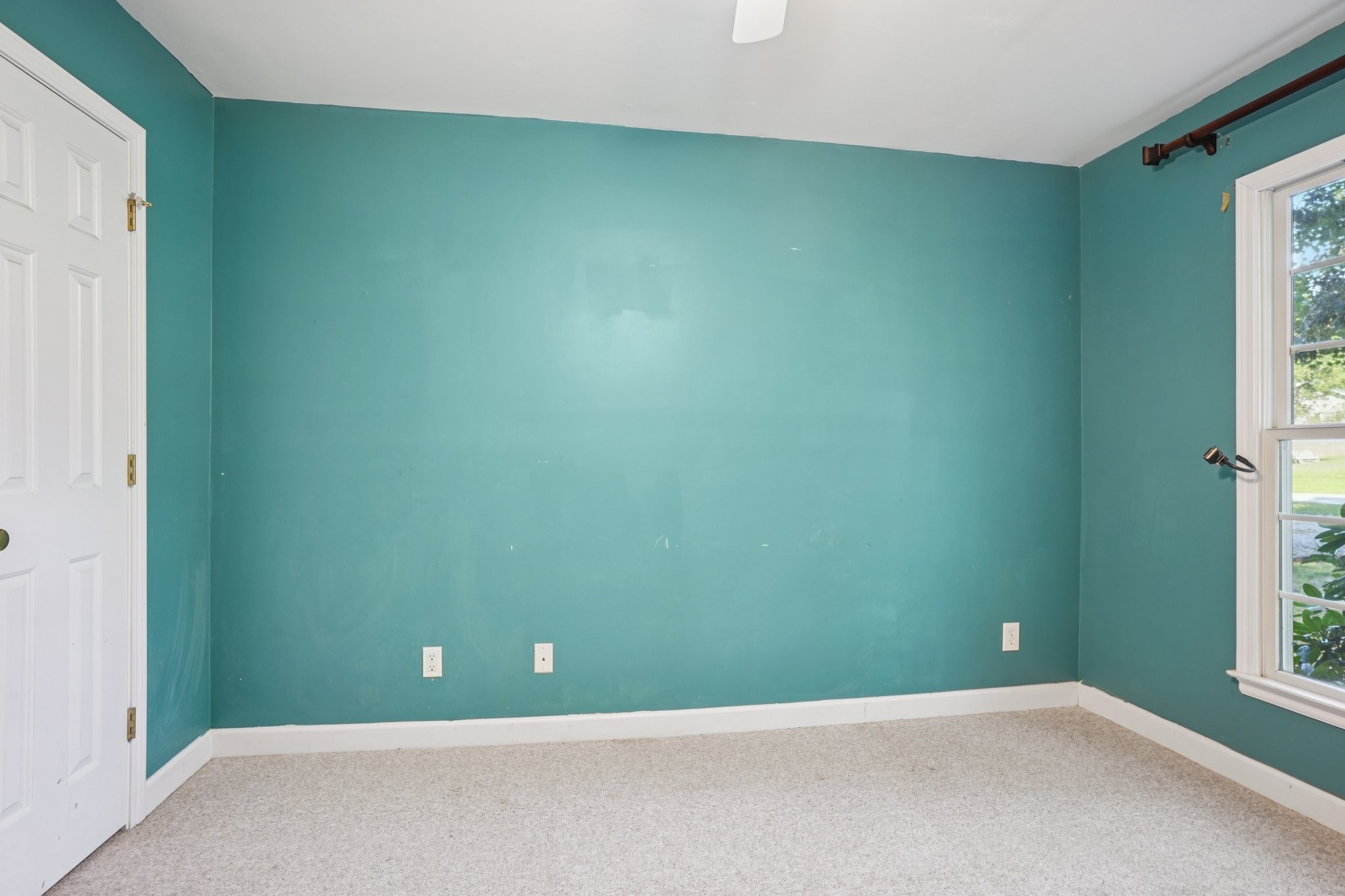 Beville Forest Dr-S2608-027.jpg