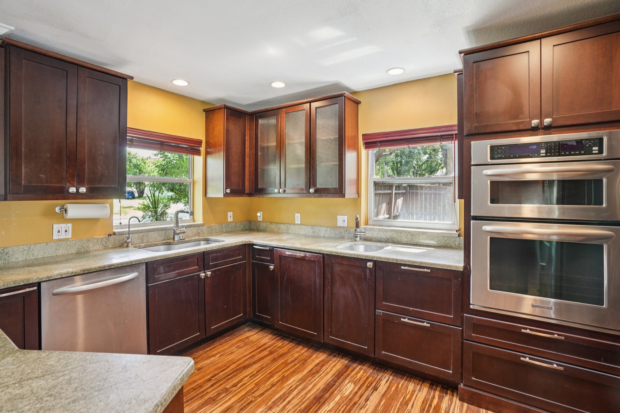 Dartmouth Ave N-S1508-019.jpg