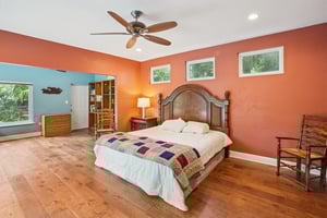 Dartmouth Ave N-S1508-026.jpg